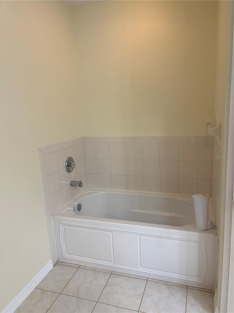 PALMER SQUARE EAST - Residential Lease