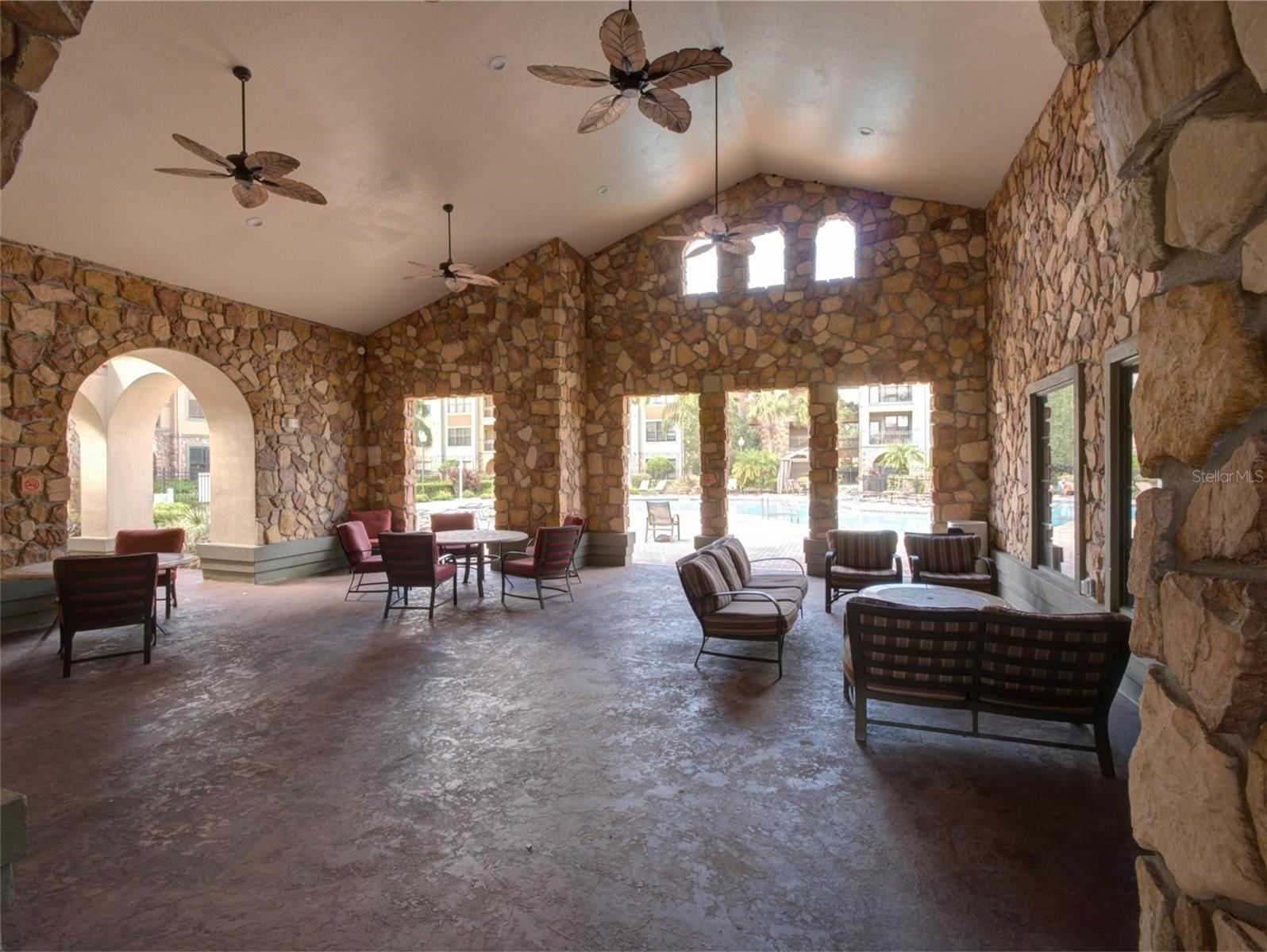 BELLA PIAZZA - Residential