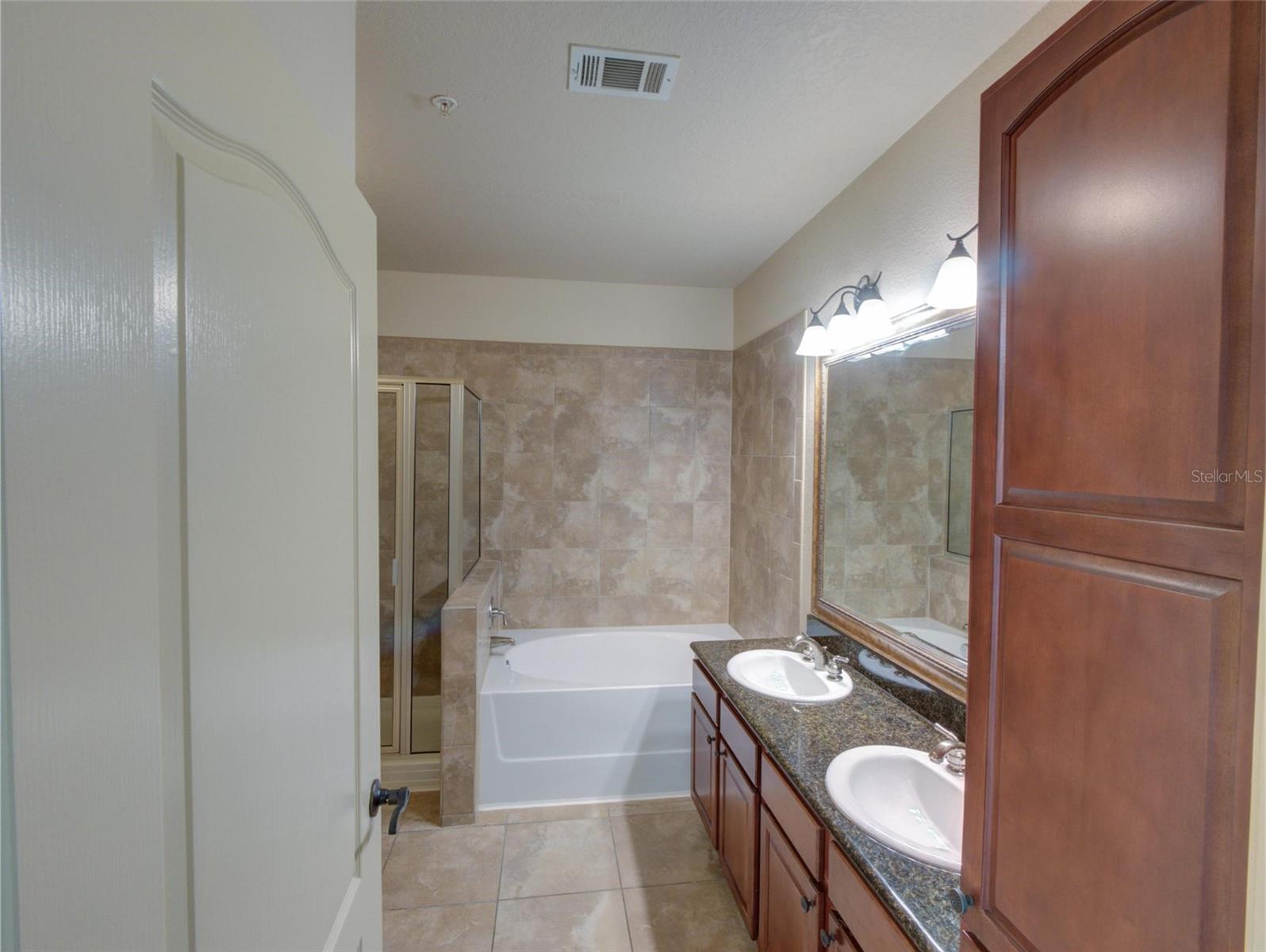 BELLA PIAZZA - Residential