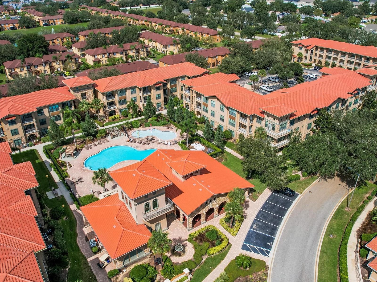 BELLA PIAZZA - Residential