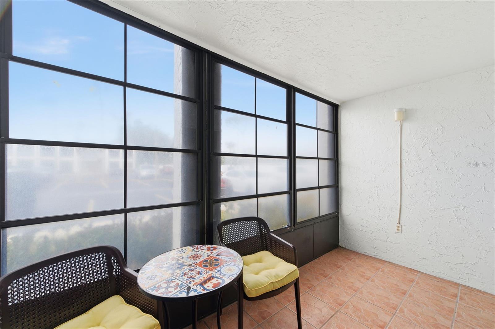 BOULEVARD CLUB THE CONDO - Residential