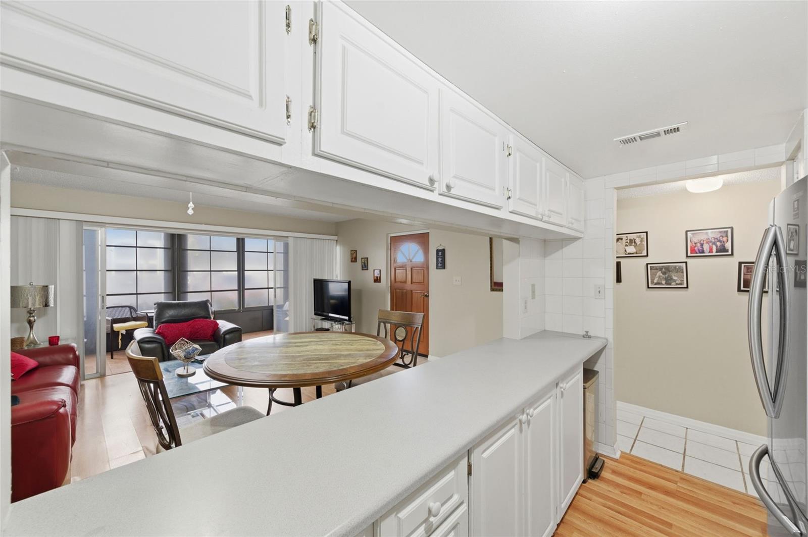 BOULEVARD CLUB THE CONDO - Residential