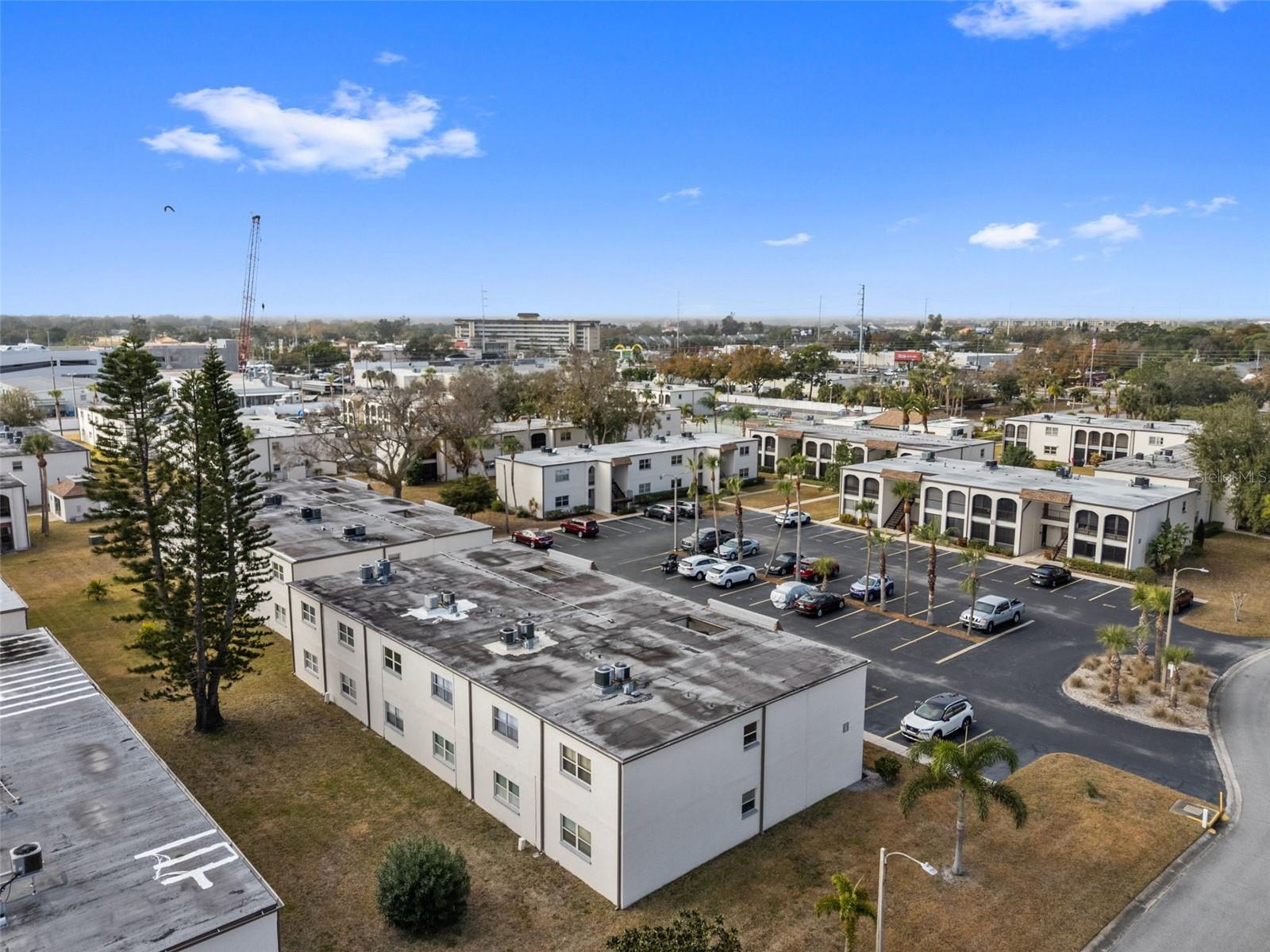 BOULEVARD CLUB THE CONDO - Residential