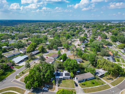 106 ALHAMBRA AVENUE ALTAMONTE SPRINGS FL 32714