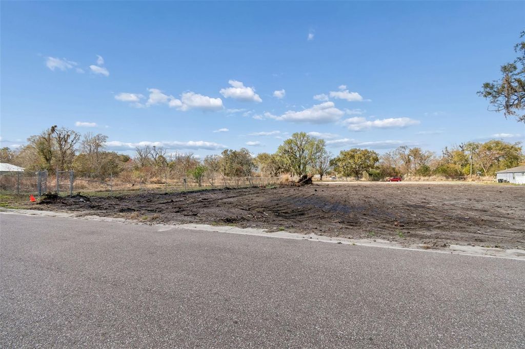 Photo of 126 4th Jpv Street, Winter Haven, FL 33880 (MLS # L4959715)