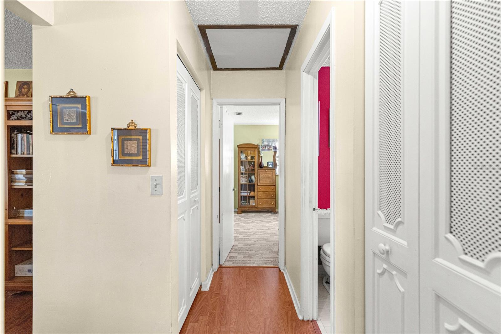 WOODS & LAKES SUB - Residential