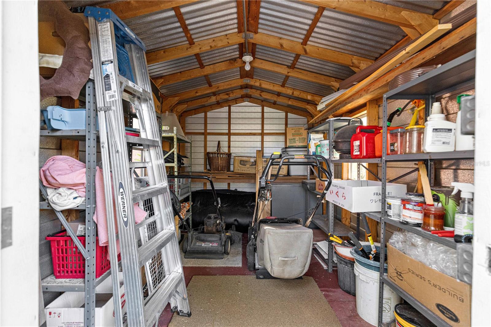 WOODS & LAKES SUB - Residential