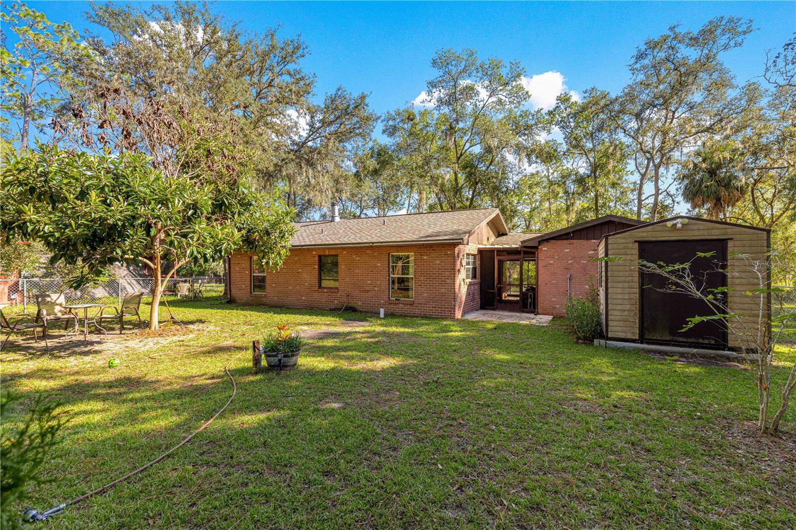 WOODS & LAKES SUB - Residential