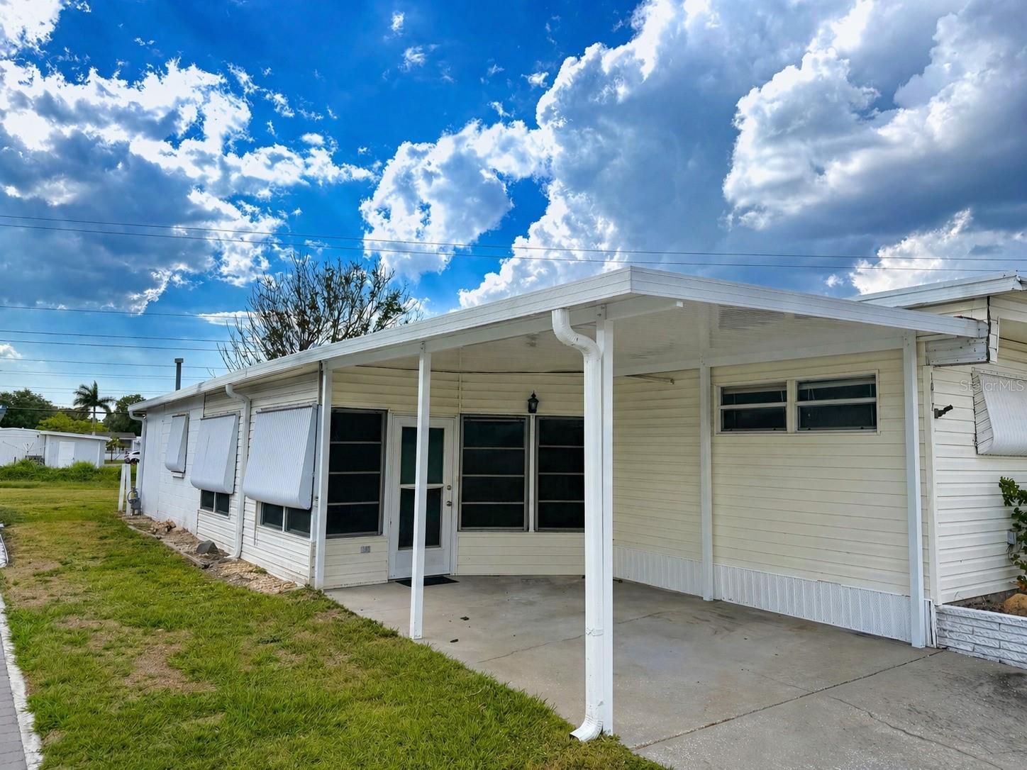 1647 MIDLOTHIAN STREET