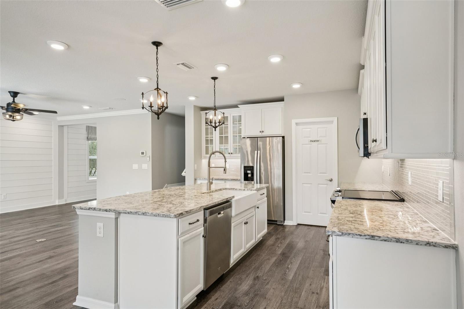 AVALON PARK WEST PH 1 - Residential