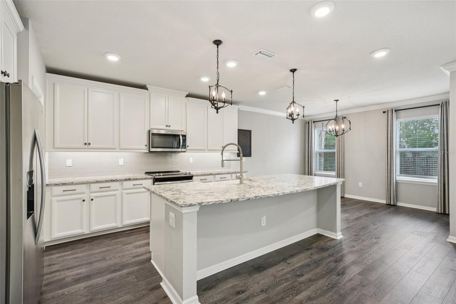 AVALON PARK WEST PH 1 - Residential