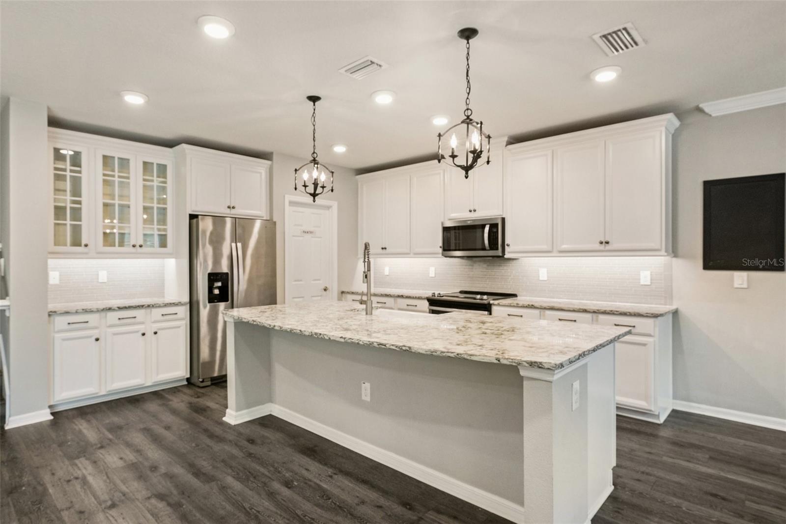 AVALON PARK WEST PH 1 - Residential