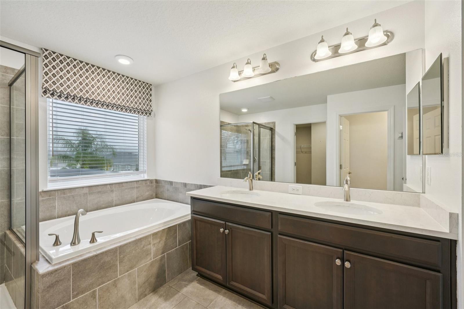 AVALON PARK WEST PH 1 - Residential