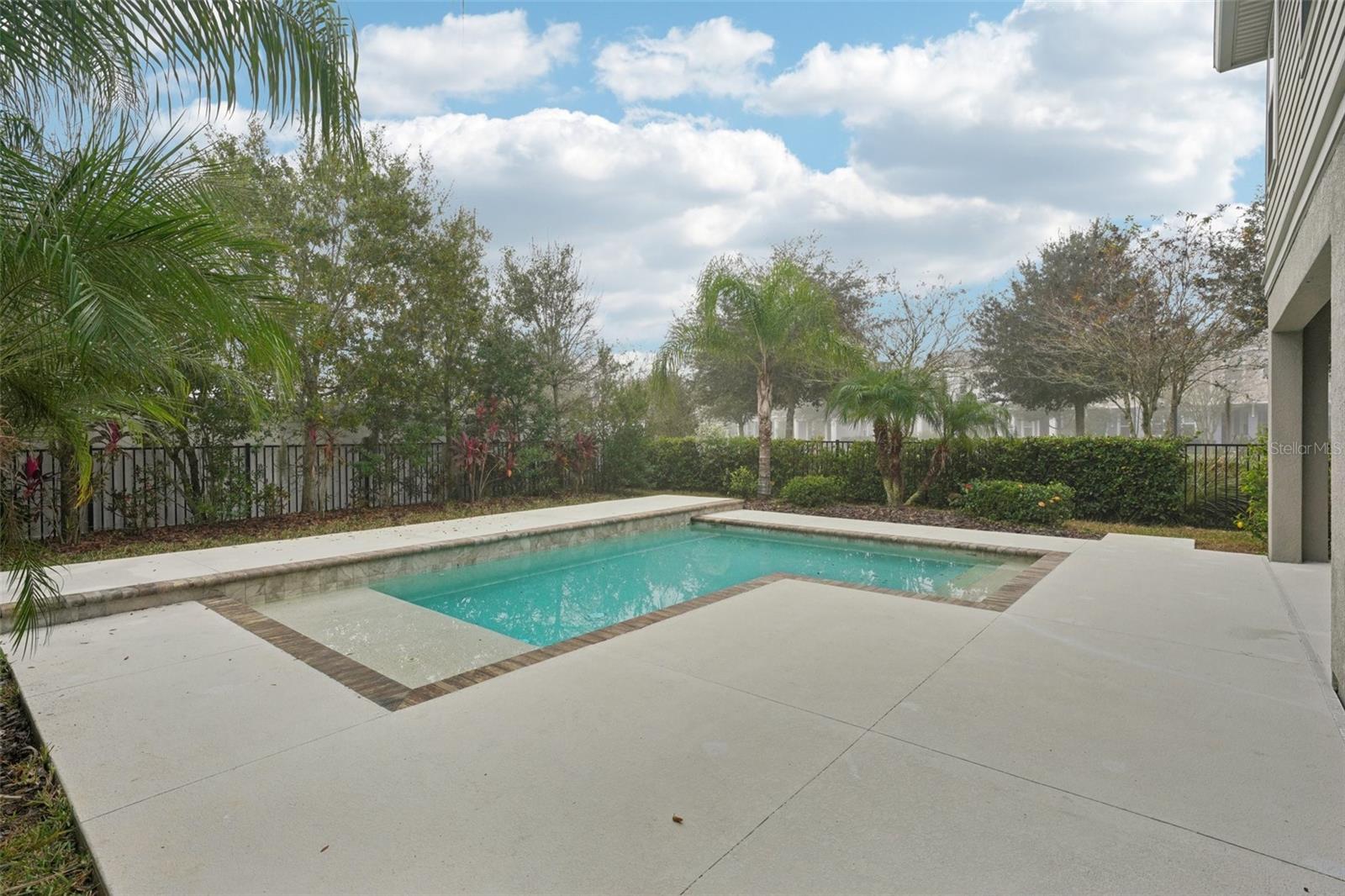 AVALON PARK WEST PH 1 - Residential