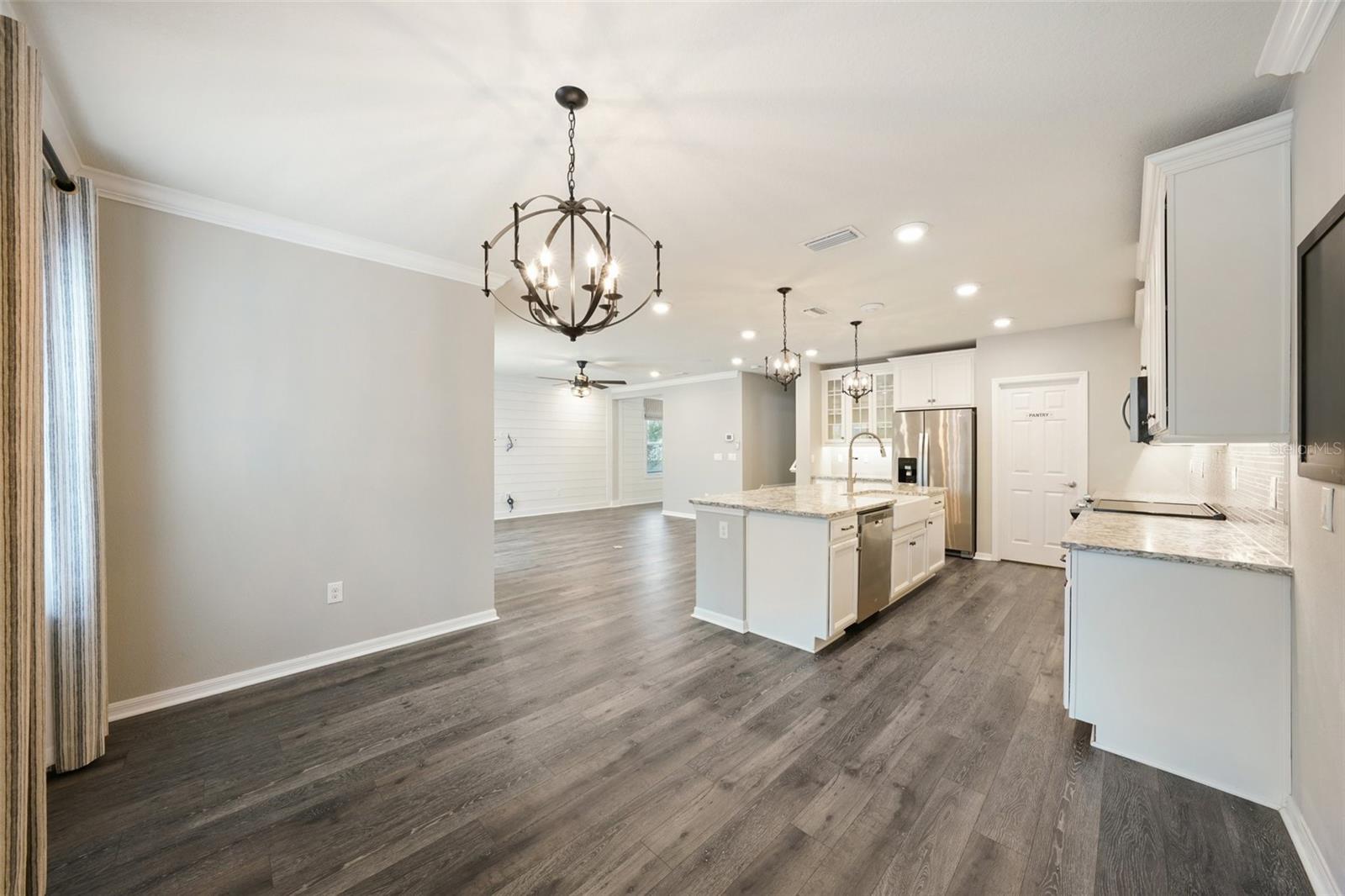 AVALON PARK WEST PH 1 - Residential