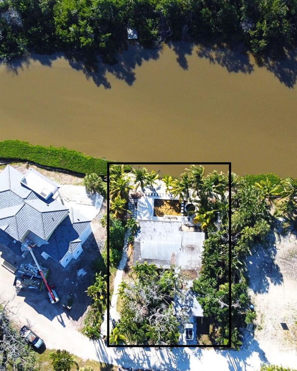 Photo of 8534 Heron Lagoon Circle, Sarasota, FL 34242 (MLS # A4633094)