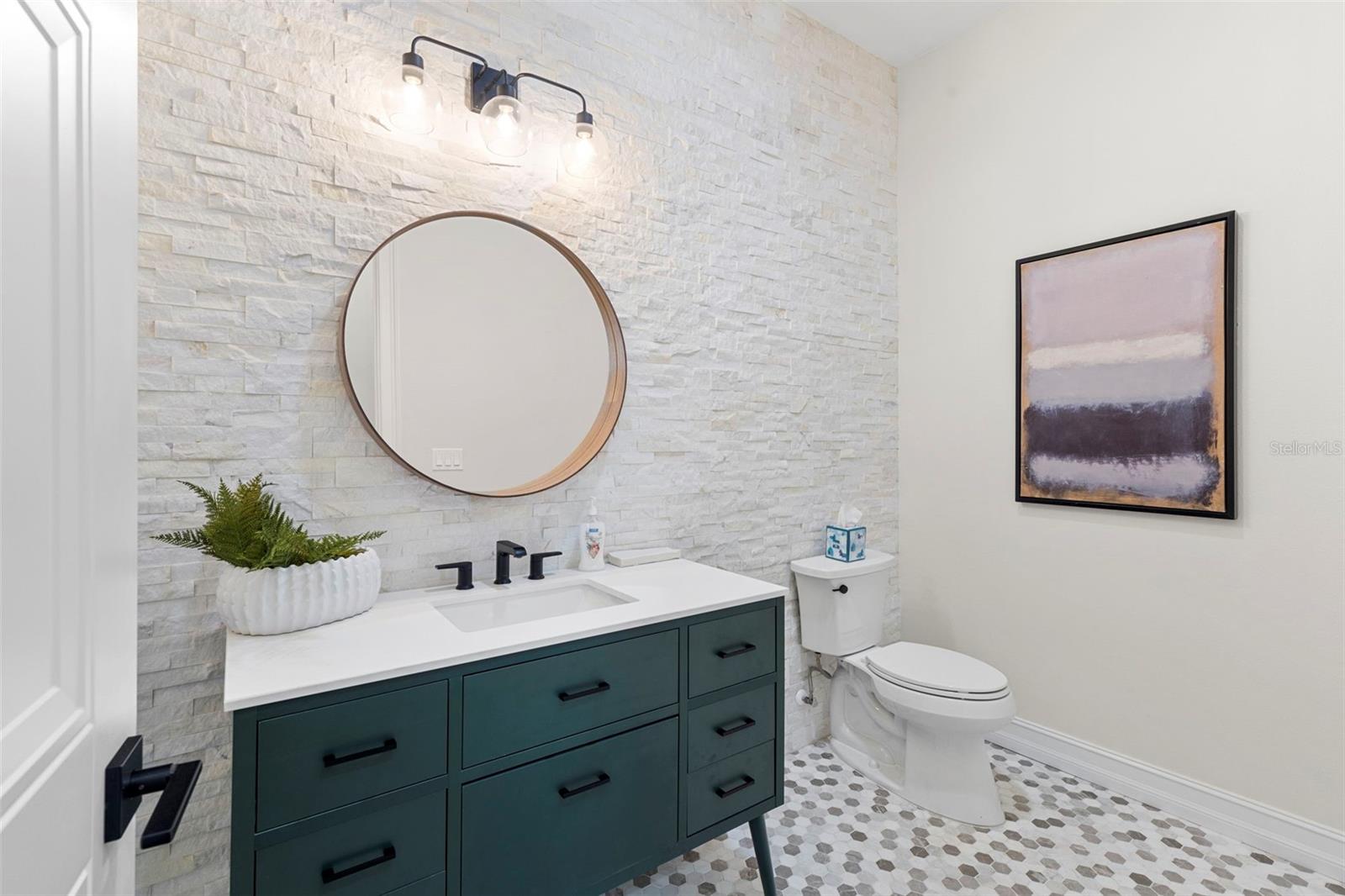 TYRONE - Residential