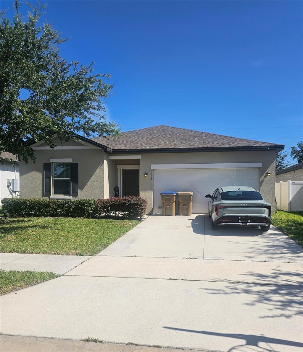 Photo of 5841 Bullock Place, Saint Cloud, FL 34771 (MLS # O6433314)