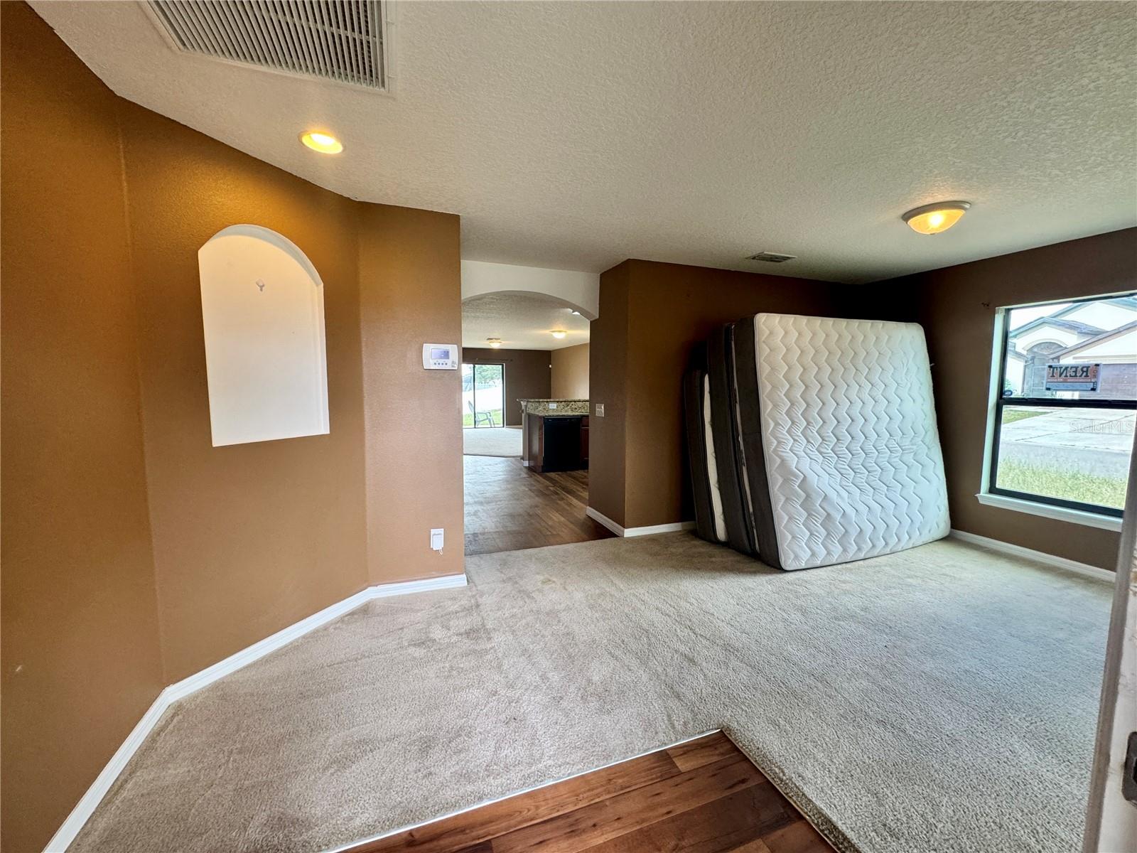 HIGHLAND MDWS PH 2B - Residential Lease