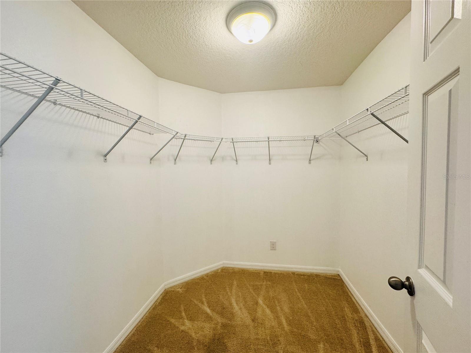 HIGHLAND MDWS PH 2B - Residential Lease