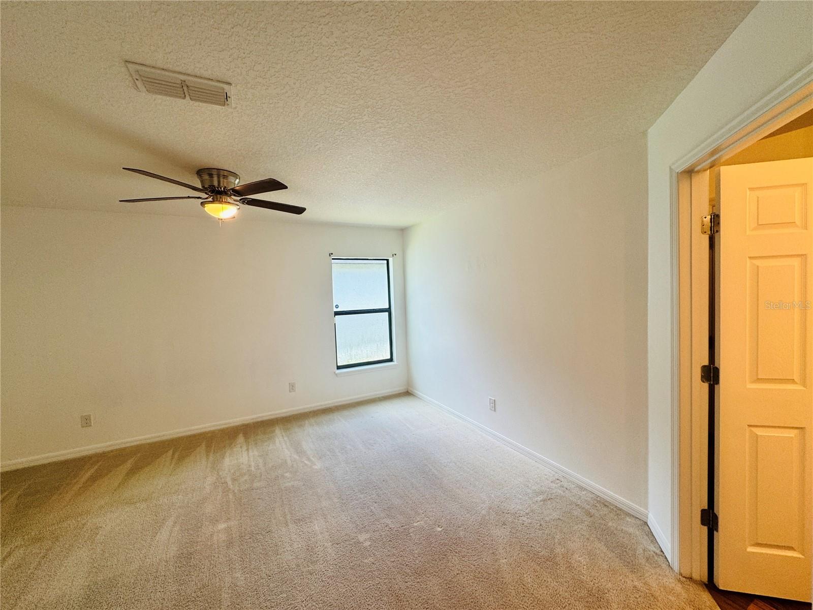 HIGHLAND MDWS PH 2B - Residential Lease