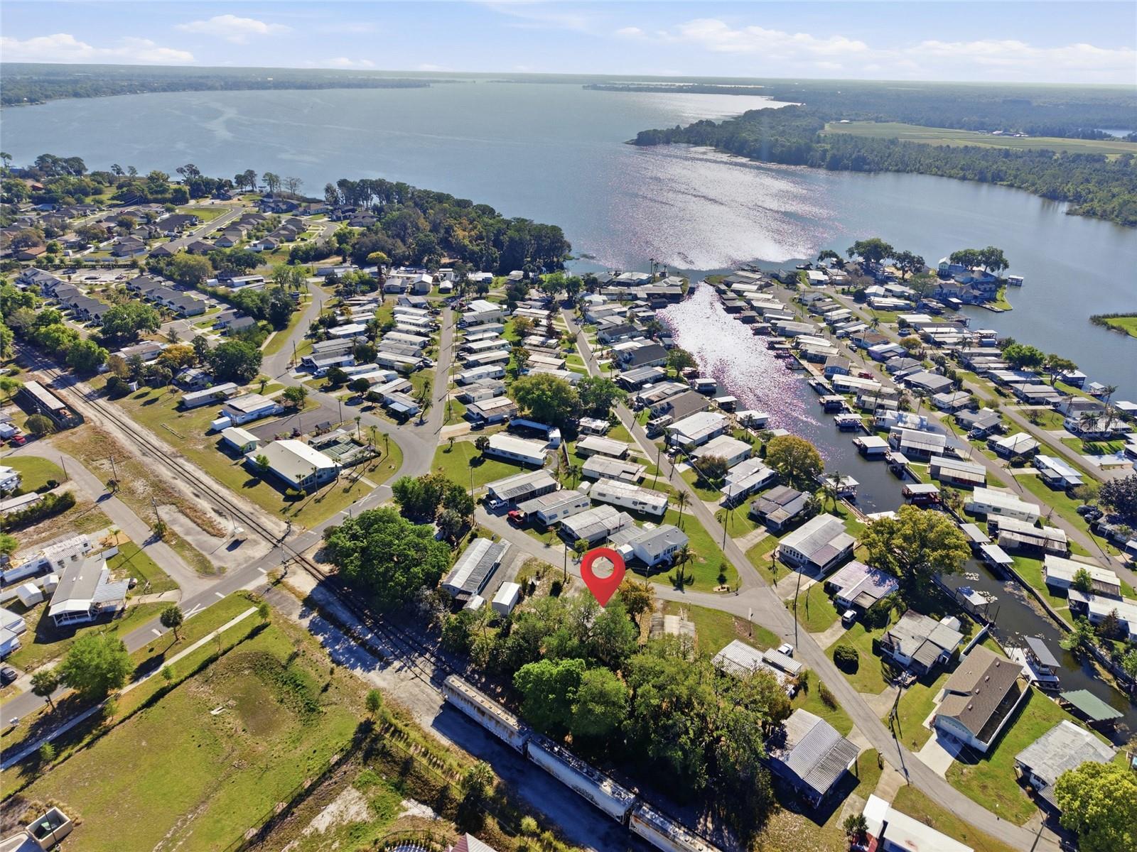 TAVARES MOBILE HOME ESTATES - Residential