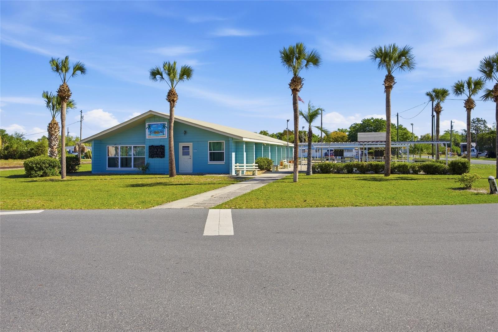 TAVARES MOBILE HOME ESTATES - Residential