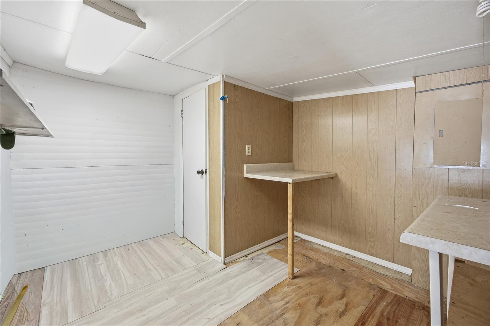 TAVARES MOBILE HOME ESTATES - Residential