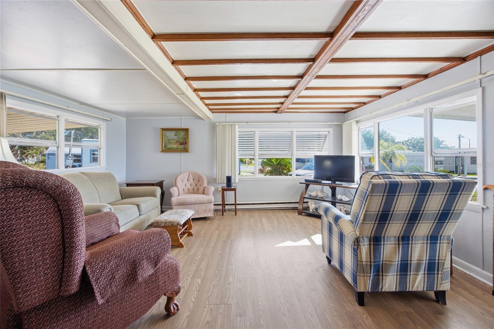 TAVARES MOBILE HOME ESTATES - Residential