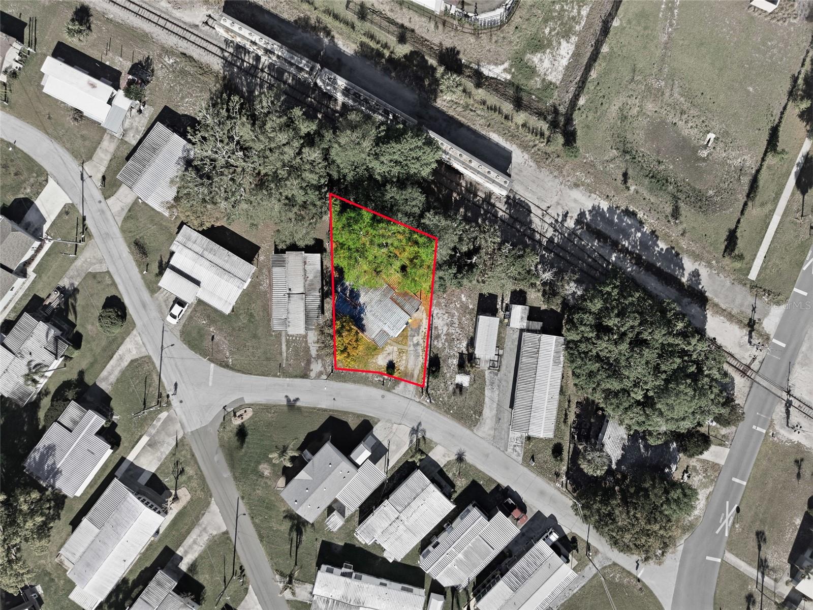 TAVARES MOBILE HOME ESTATES - Residential