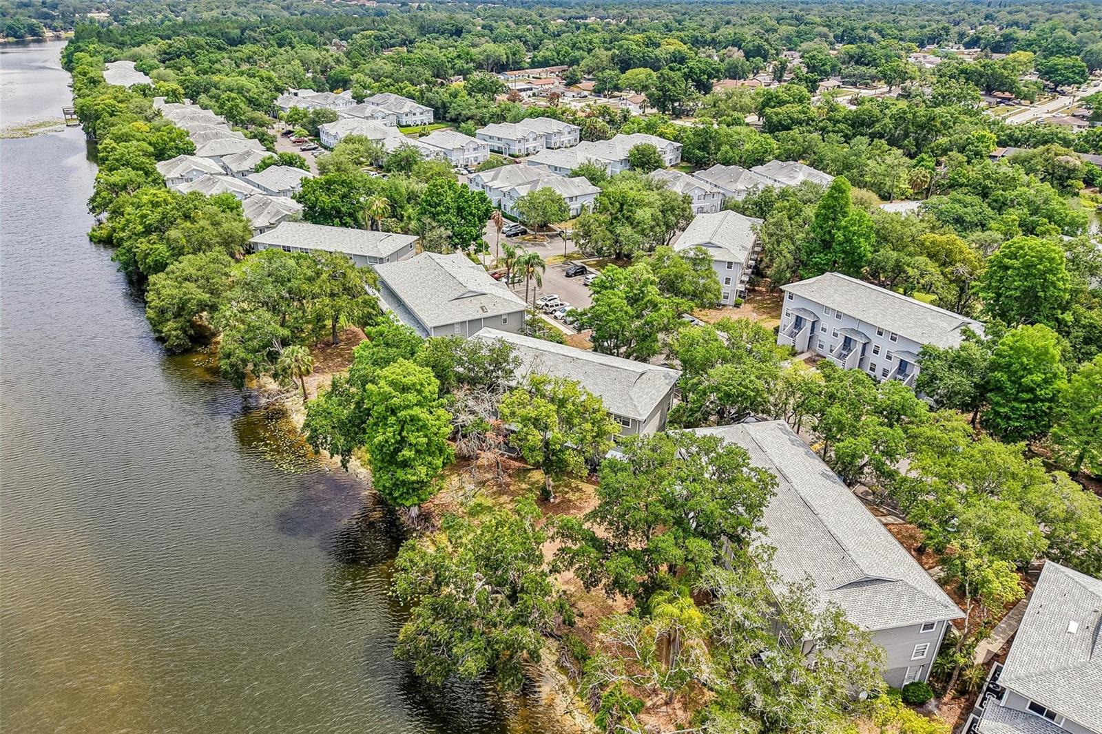 WATERSIDE CONDO III - Residential
