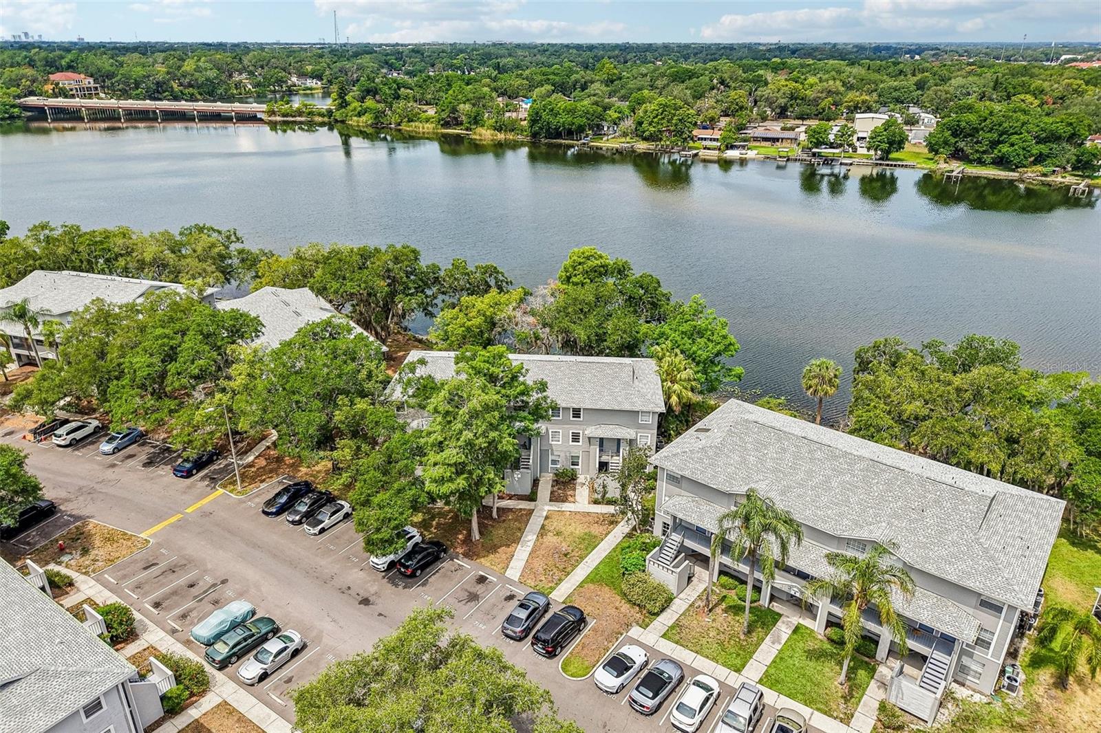 WATERSIDE CONDO III - Residential