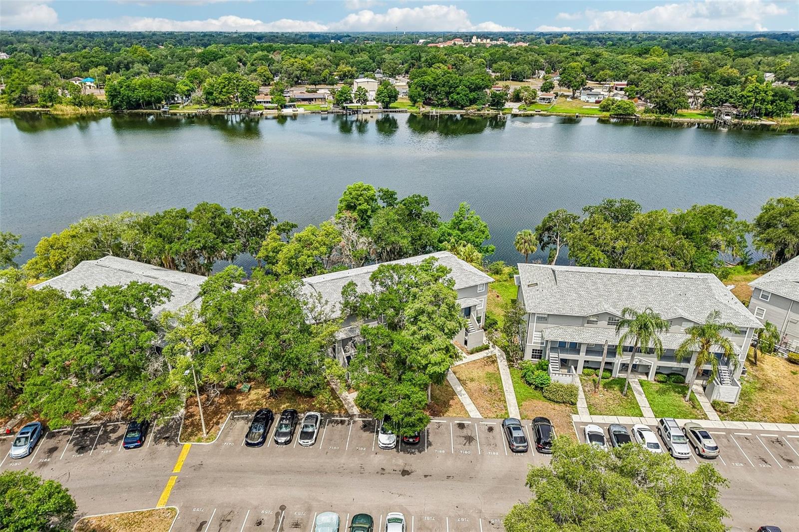 WATERSIDE CONDO III - Residential