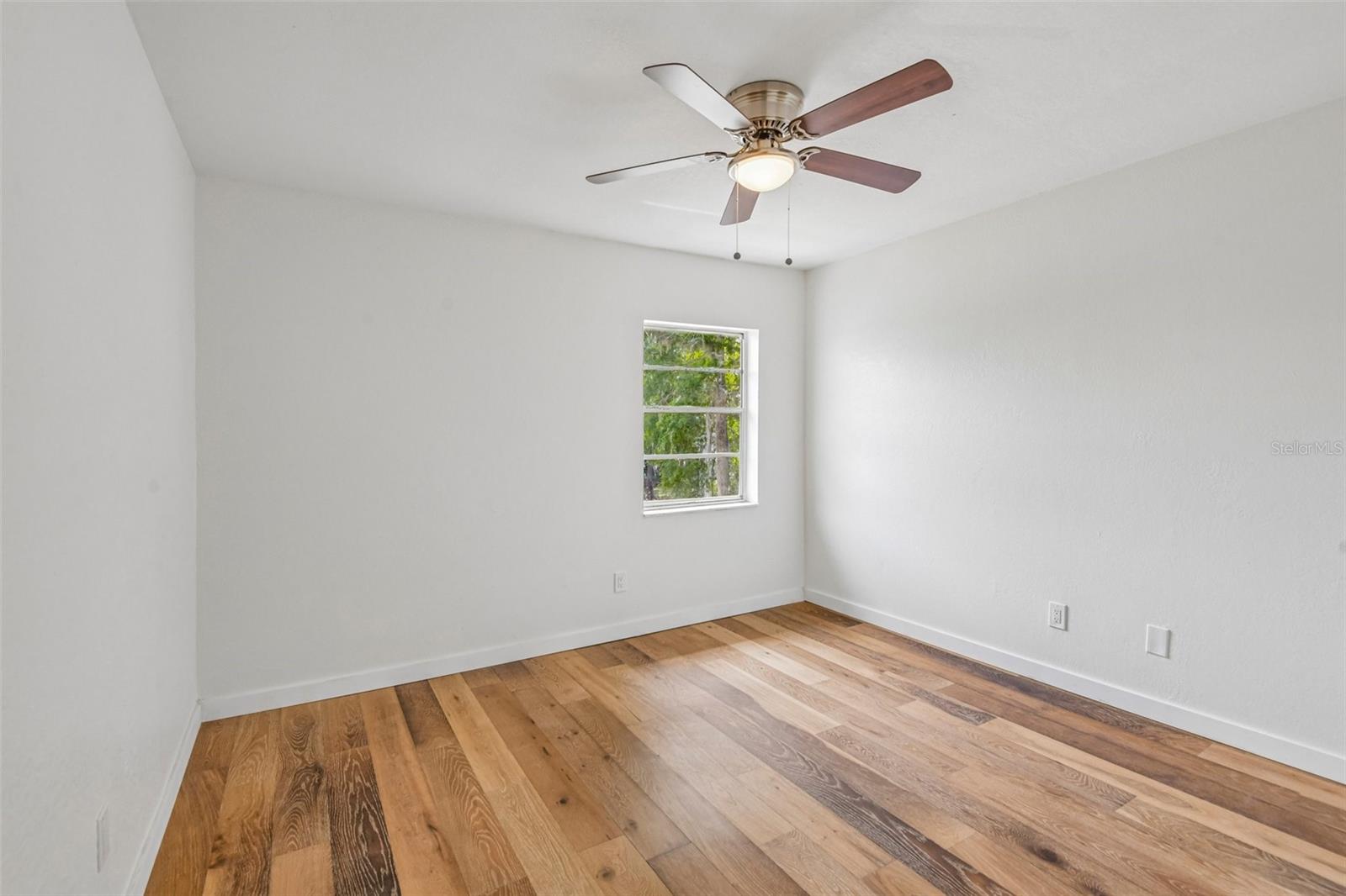 WATERSIDE CONDO III - Residential