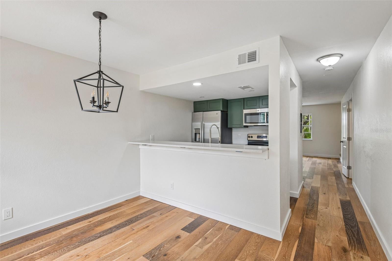 WATERSIDE CONDO III - Residential