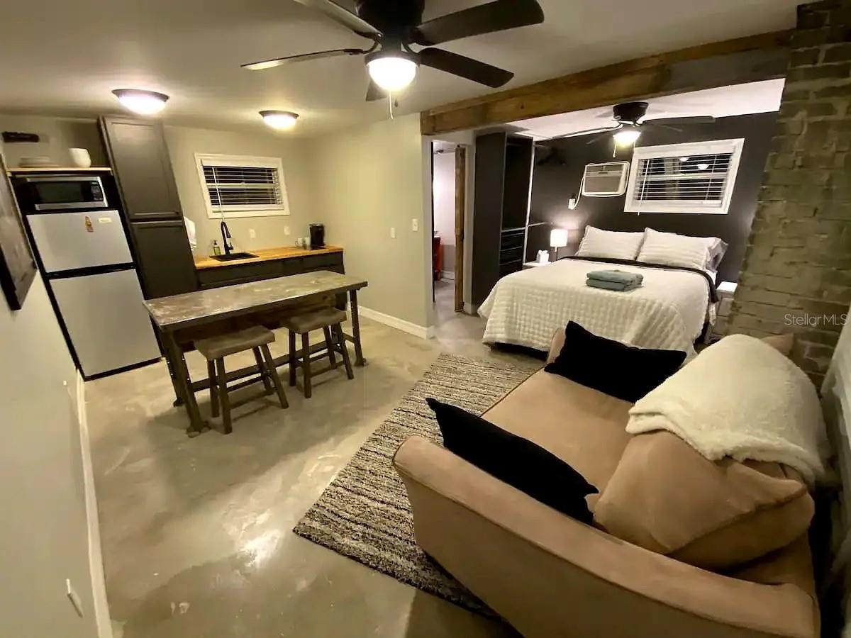 BOCA CEIGA PARK - Residential Lease