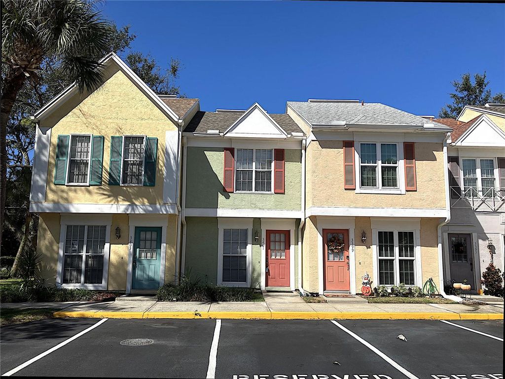 Photo of 3401 W Wyoming Circle #0, Tampa, FL 33611 (MLS # TB8436043)