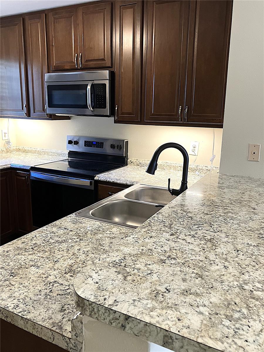 SHERIDAN WOODS A CONDO - Residential