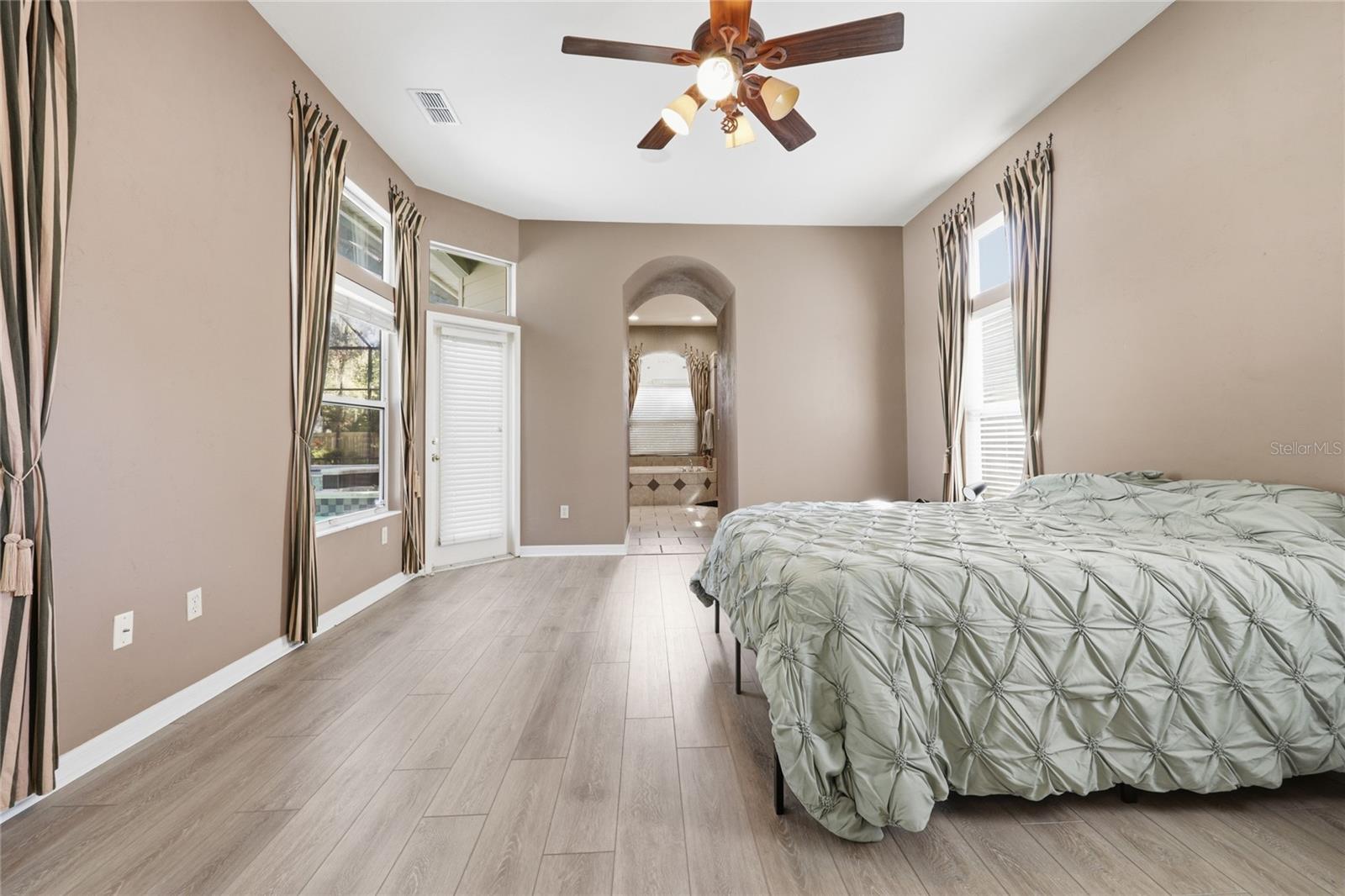 HP/SABLE POINTE - Residential