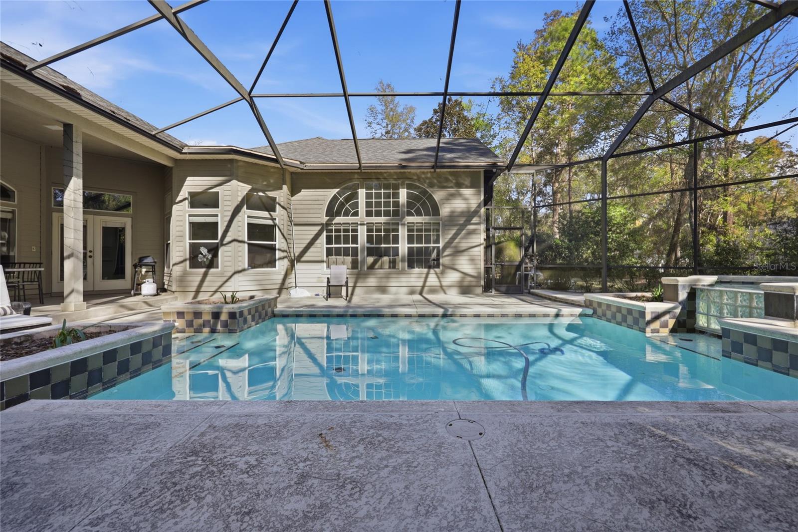 HP/SABLE POINTE - Residential