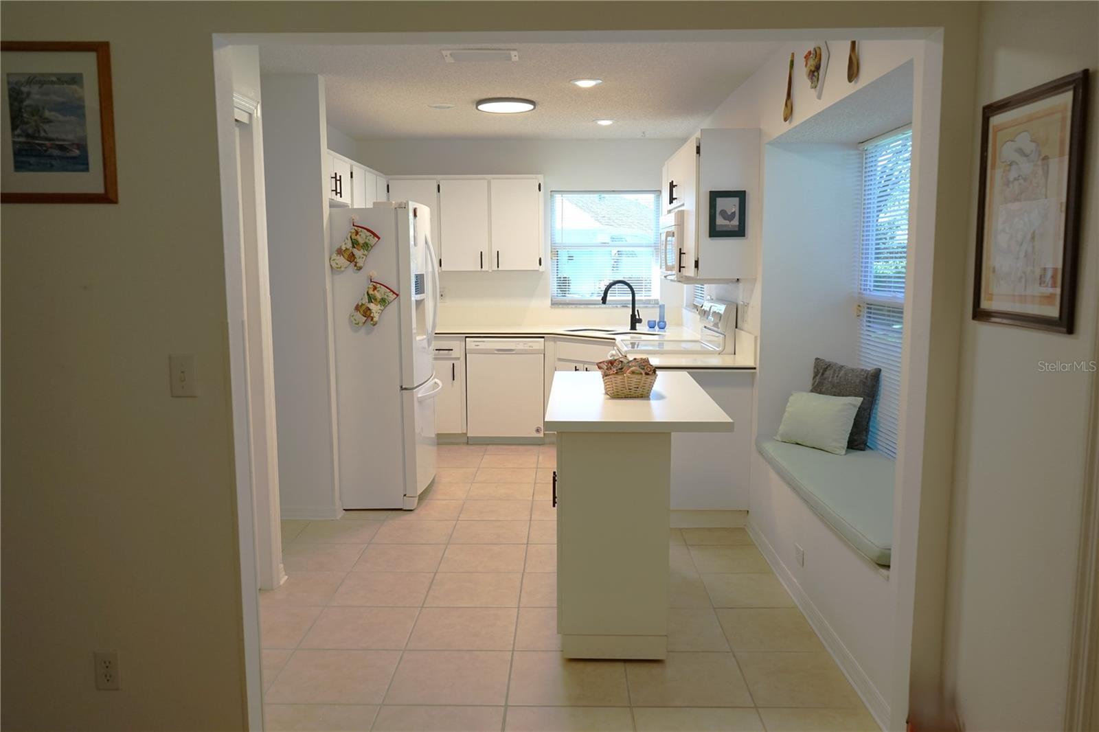 MANCHESTER 1 CONDO PH - Residential