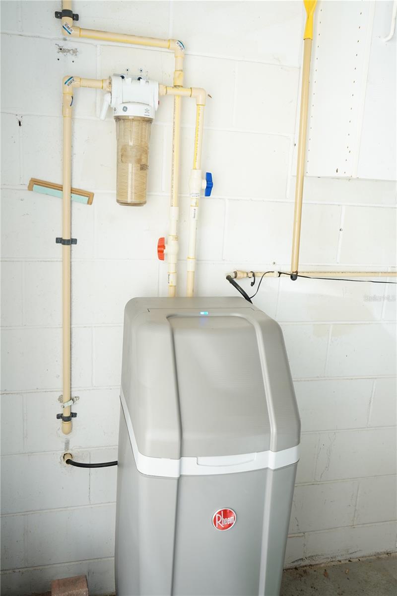 MANCHESTER 1 CONDO PH - Residential