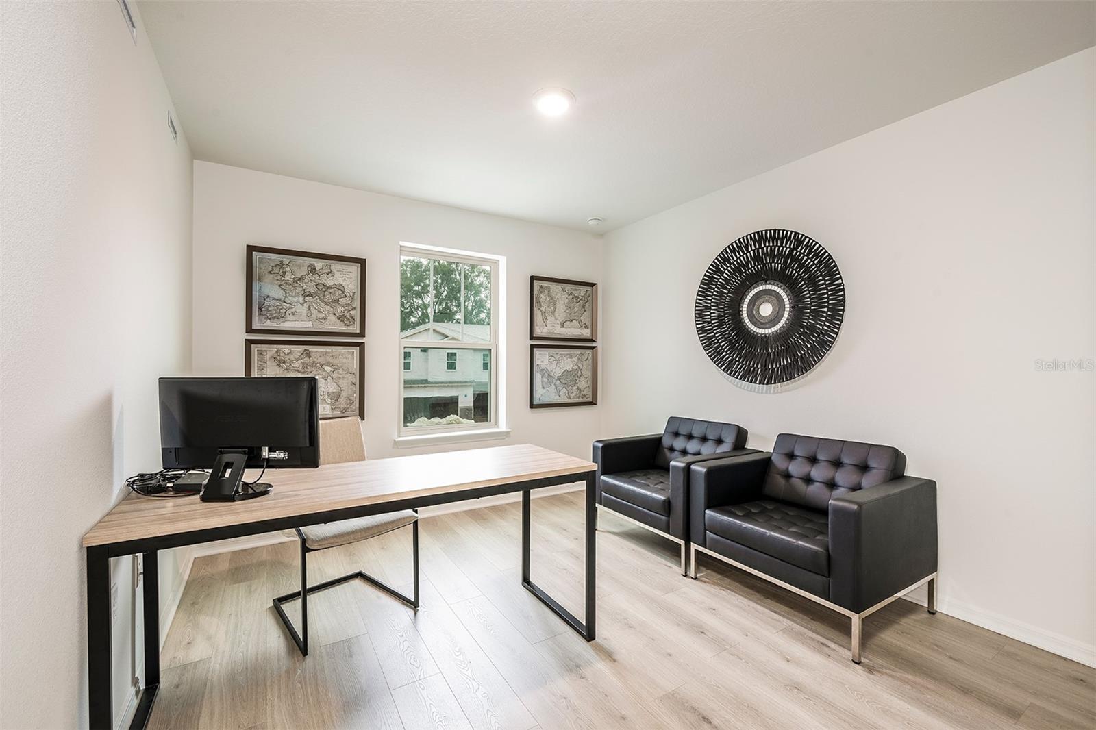 TOWNS AT GREENLEAF - Residential