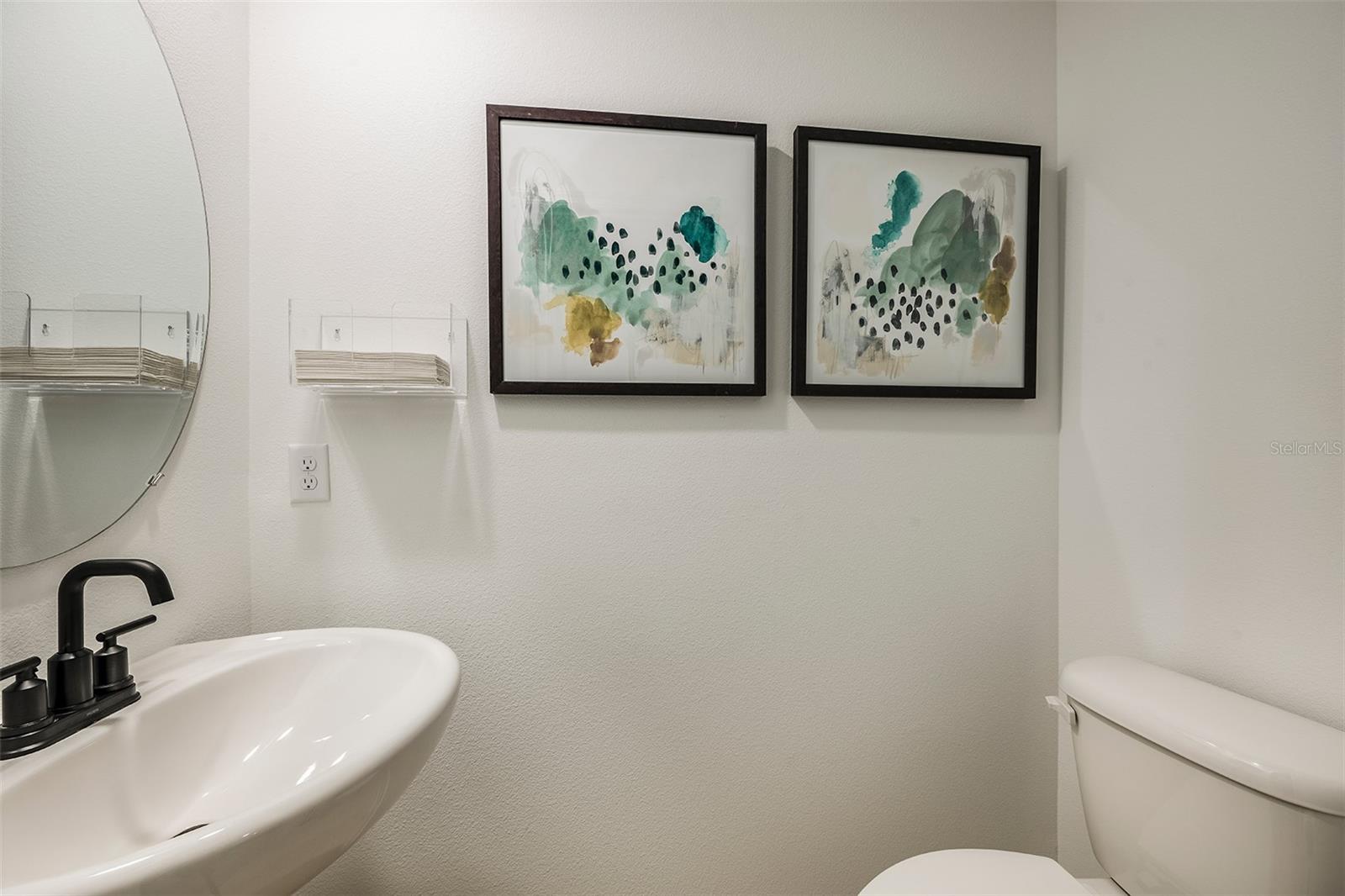 TOWNS AT GREENLEAF - Residential