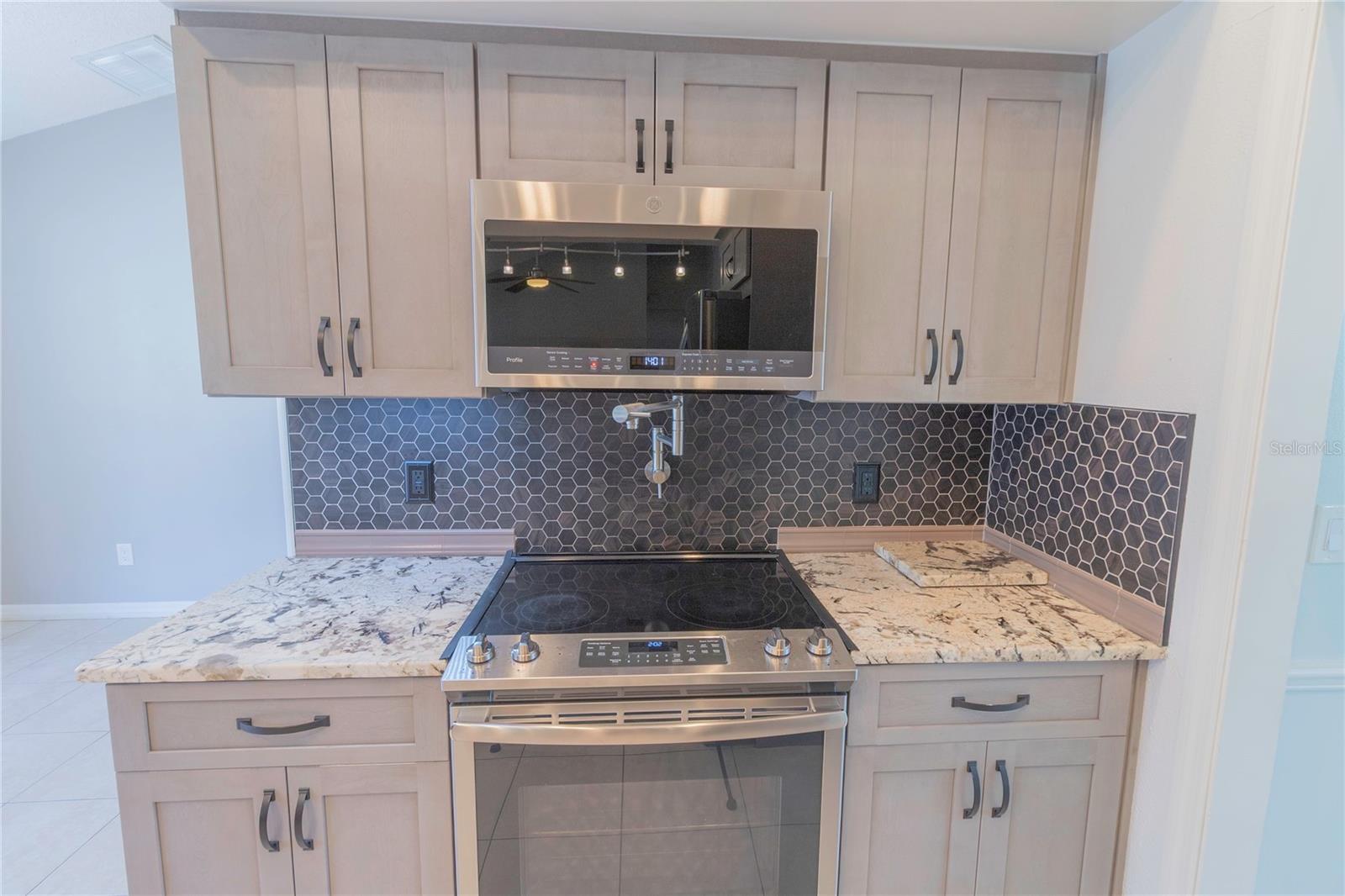 BLOOMINGDALE SEC D UNIT - Residential