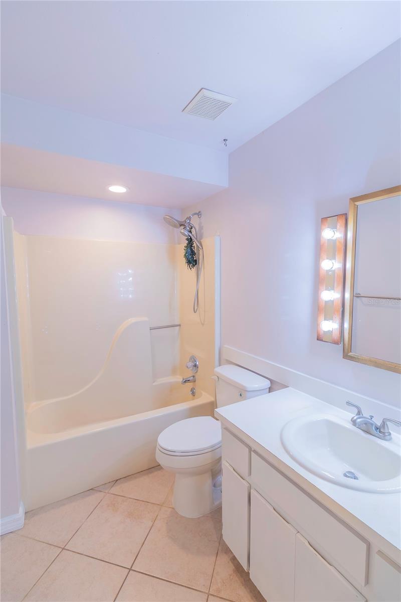 BLOOMINGDALE SEC D UNIT - Residential