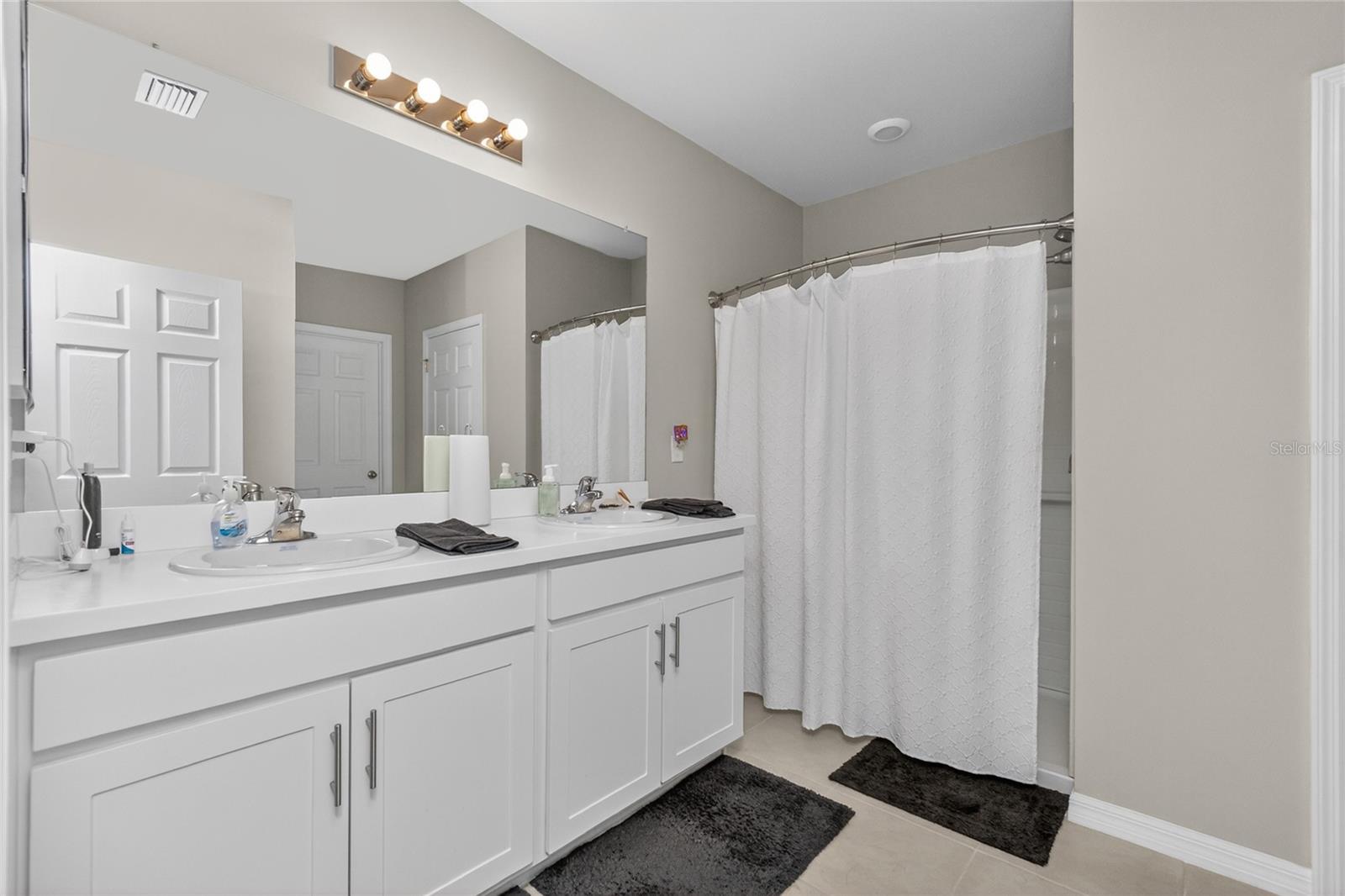 PUNTA GORDA ISLES SEC 20 - Residential