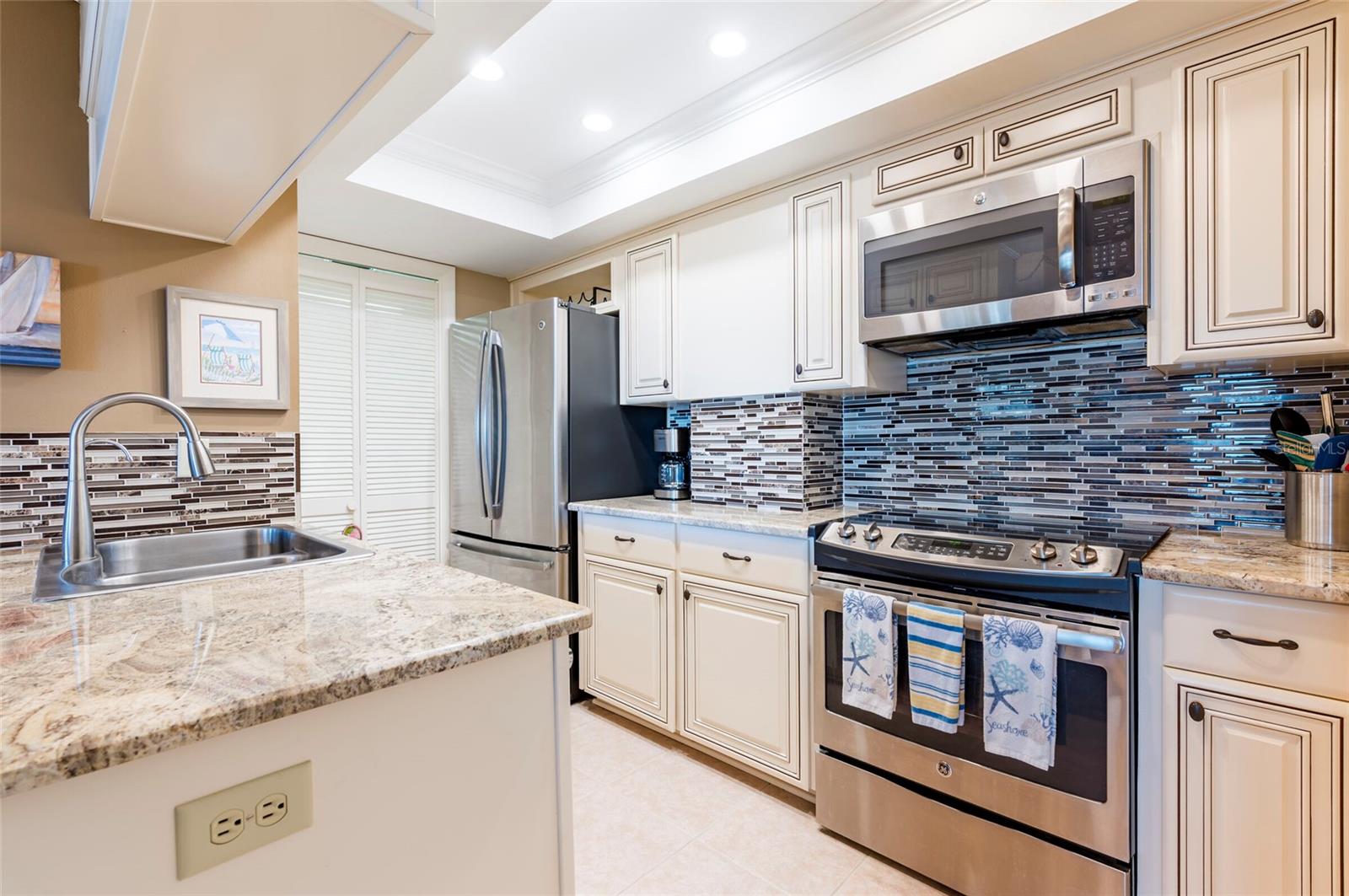 HARBORAGE CONDO BELLEAIR BEACH - Residential