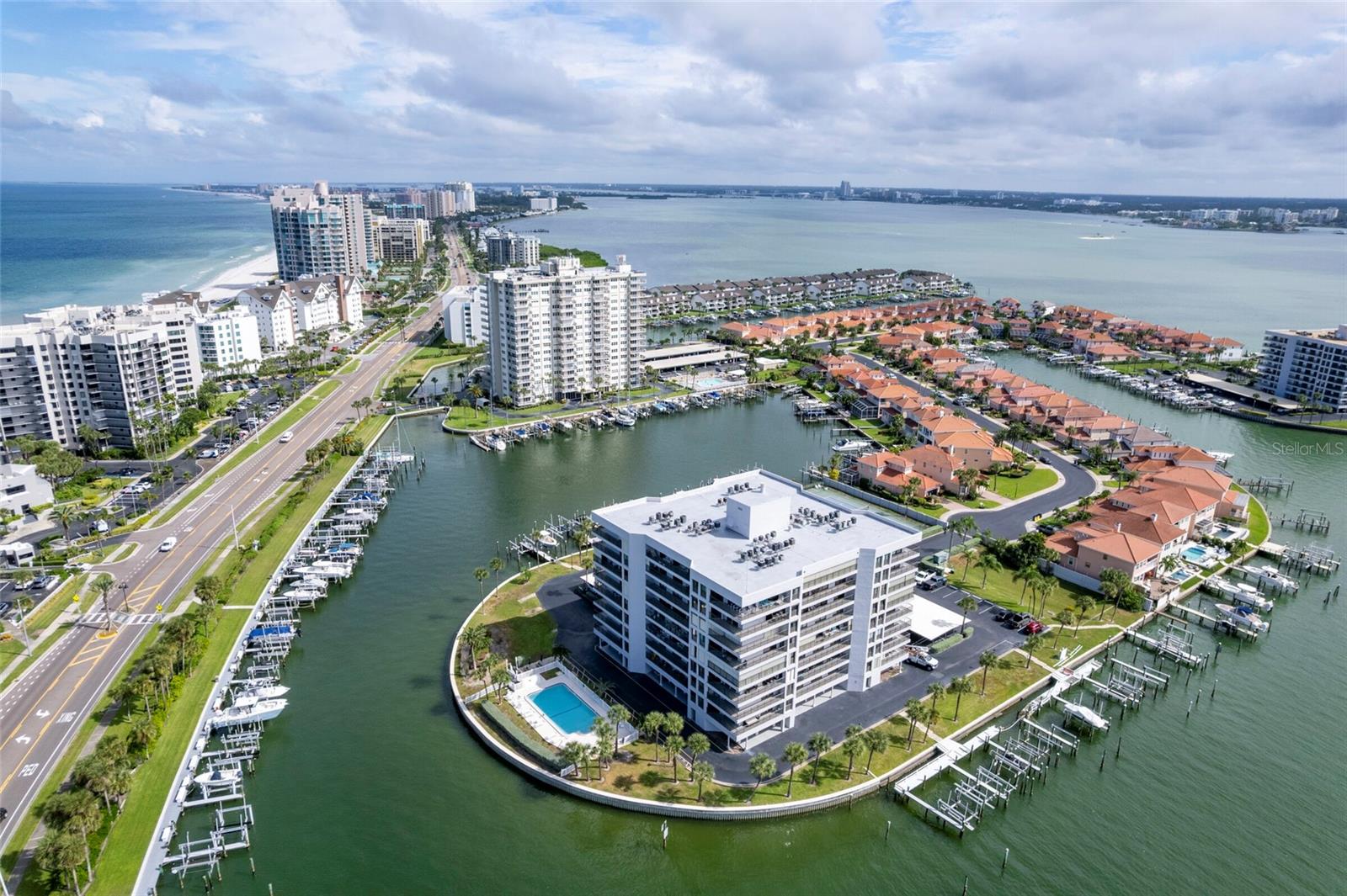 HARBORAGE CONDO BELLEAIR BEACH - Residential