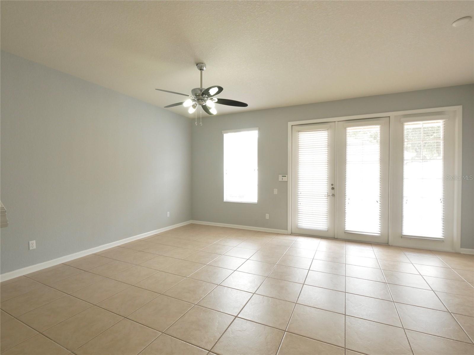 LAKE SAWYER SOUTH PH 03 - Residential Lease